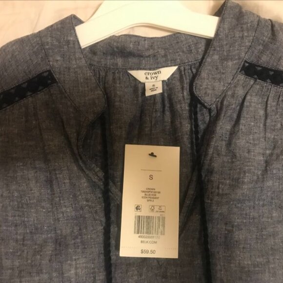 Crown and Ivy sleeveless shirt - Picture 2 of 3